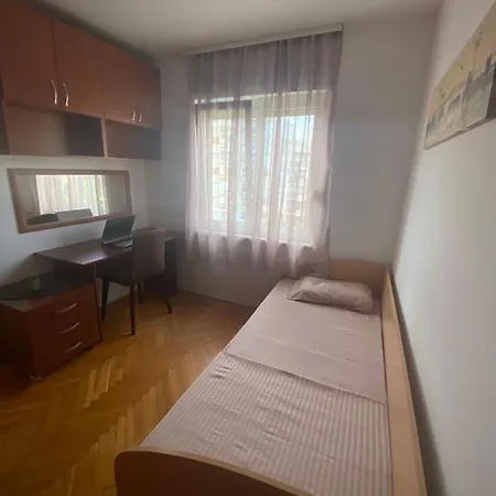 Lazar Apartament *
